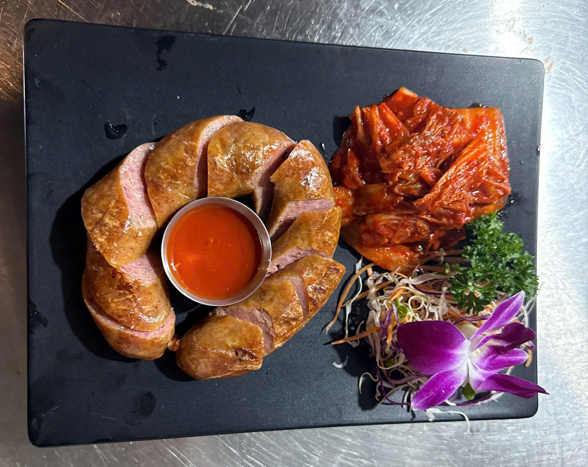 Xúc Xích Hồ Tây