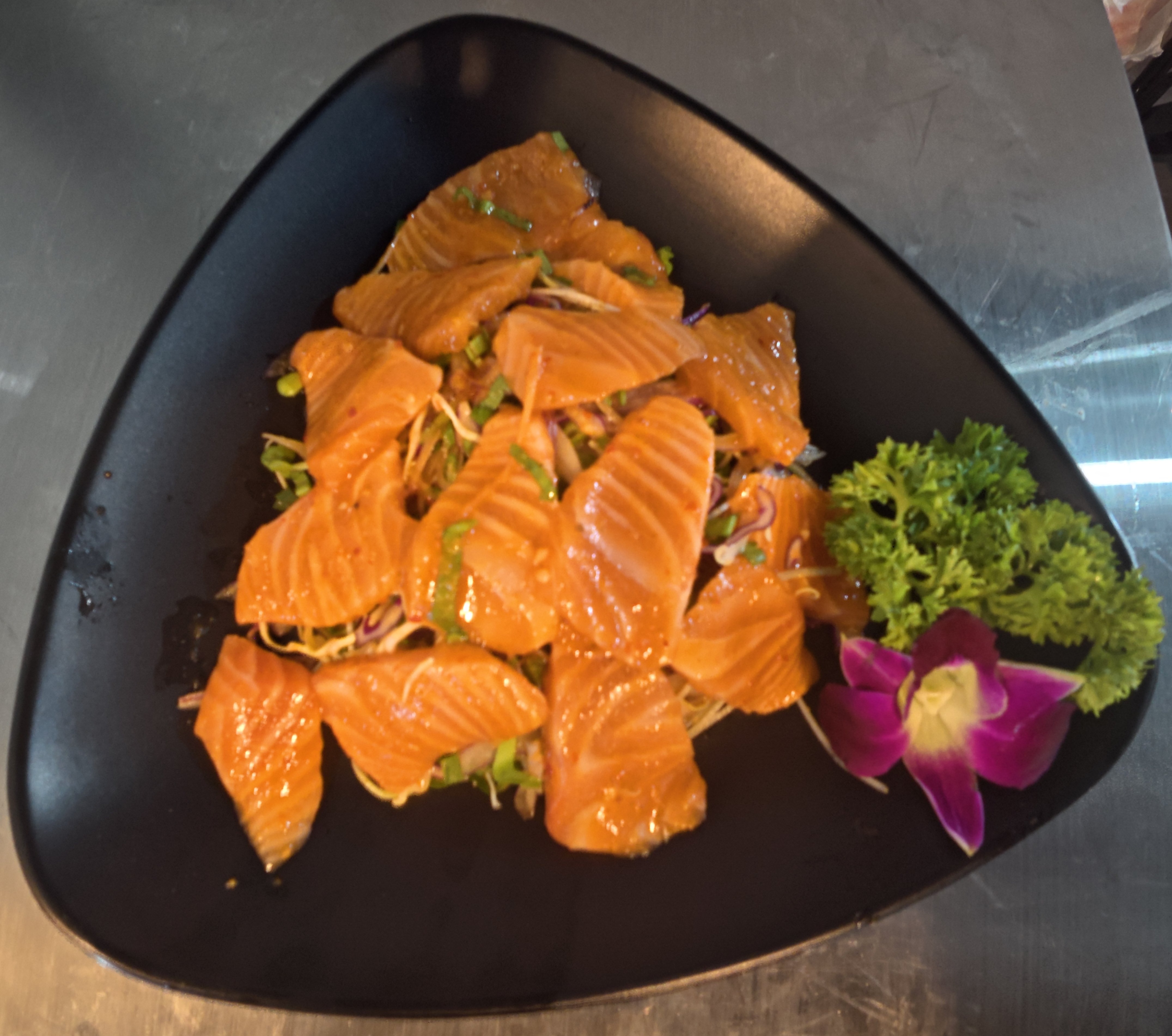 Cá Hồi Sốt Thái