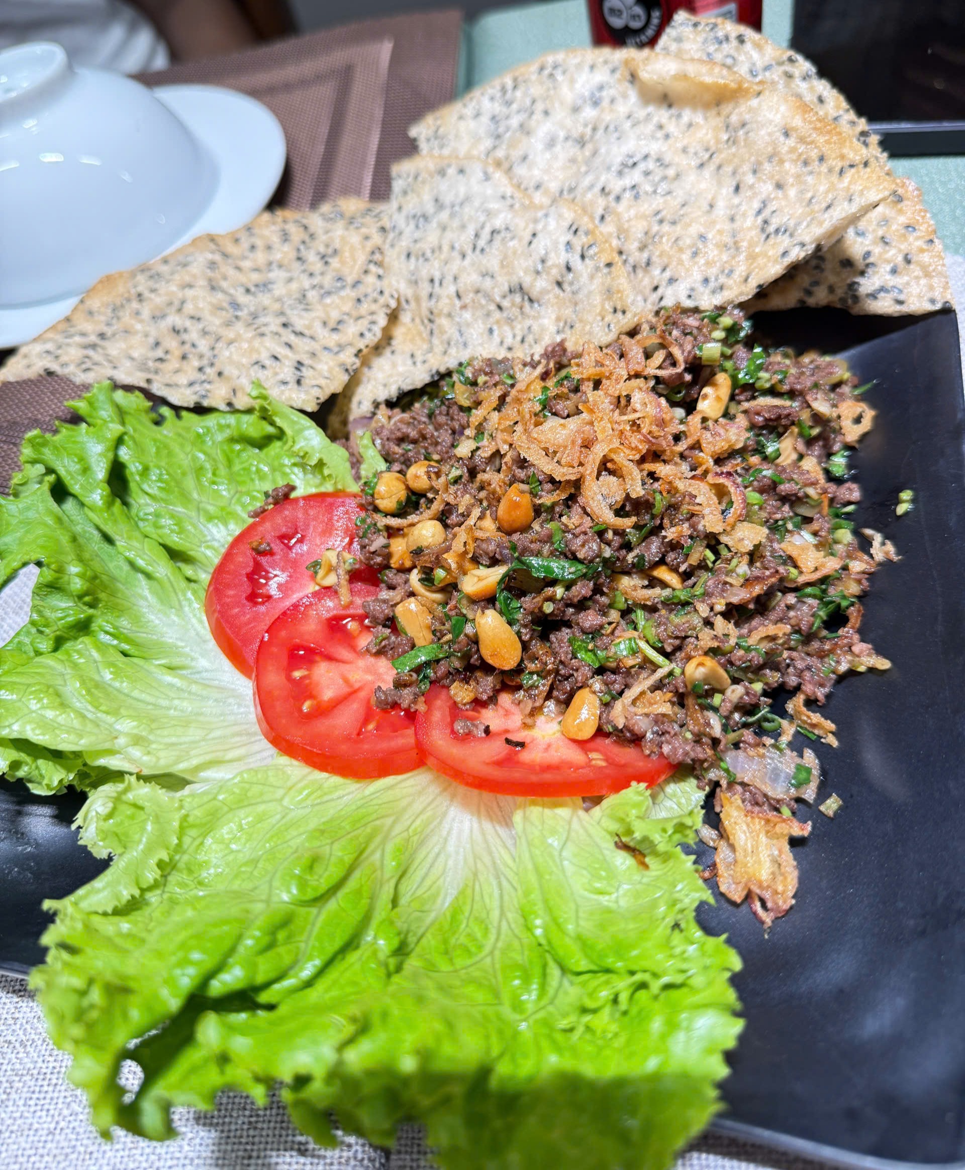 Bồ Câu Bằm Xúc Bánh Tráng